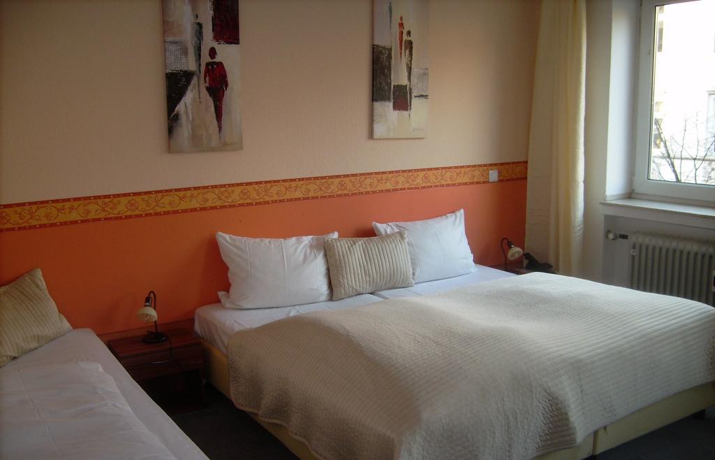 Eu Centralhotel Im Toennchen ดุสเซลดอร์ฟ ภายนอก รูปภาพ