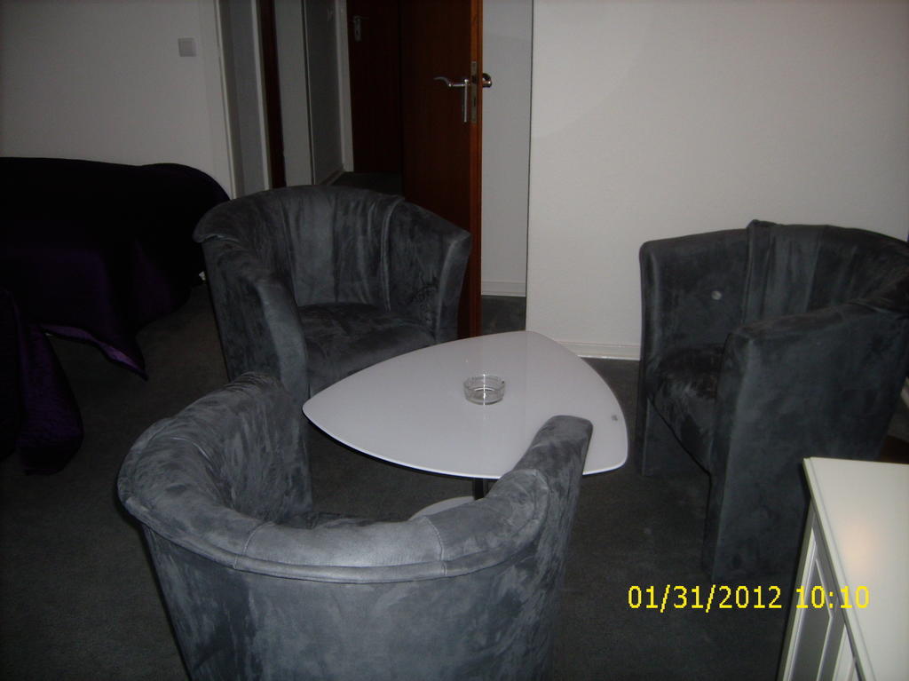 Eu Centralhotel Im Toennchen ดุสเซลดอร์ฟ ภายนอก รูปภาพ