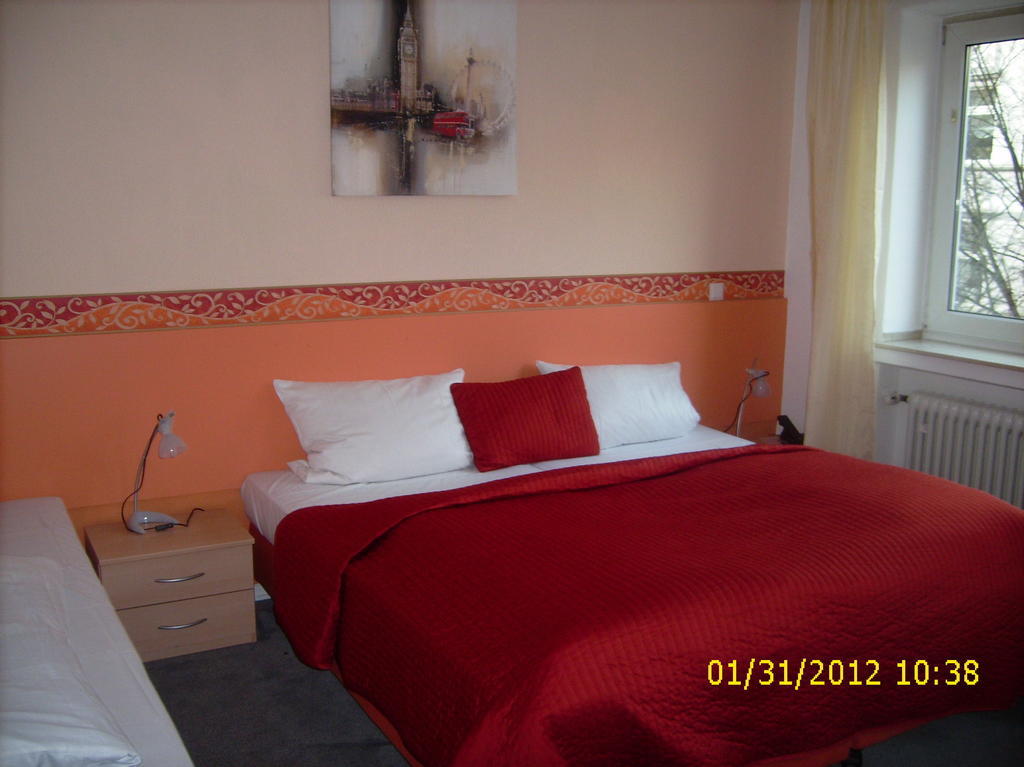 Eu Centralhotel Im Toennchen ดุสเซลดอร์ฟ ภายนอก รูปภาพ