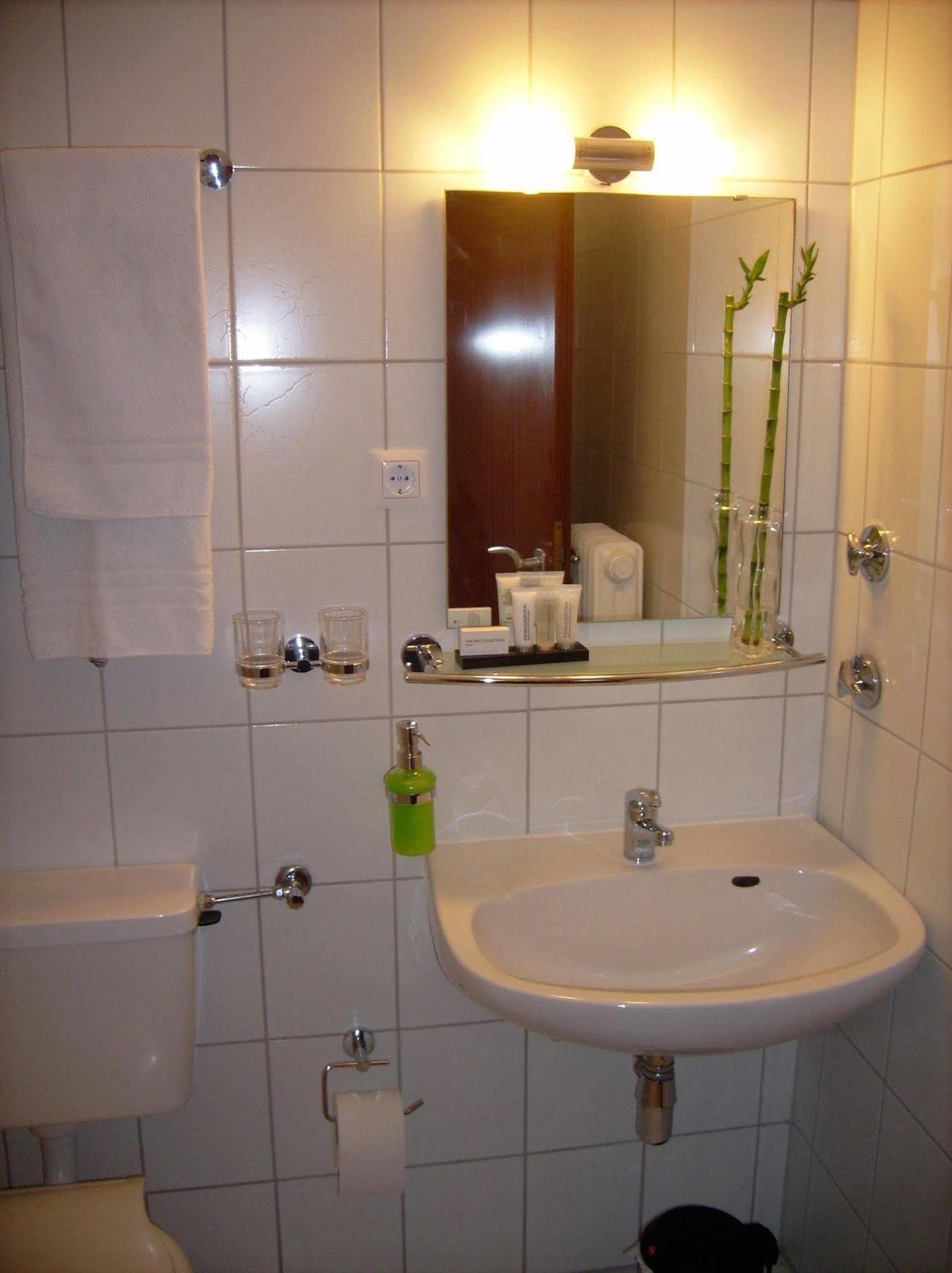 Eu Centralhotel Im Toennchen ดุสเซลดอร์ฟ ภายนอก รูปภาพ